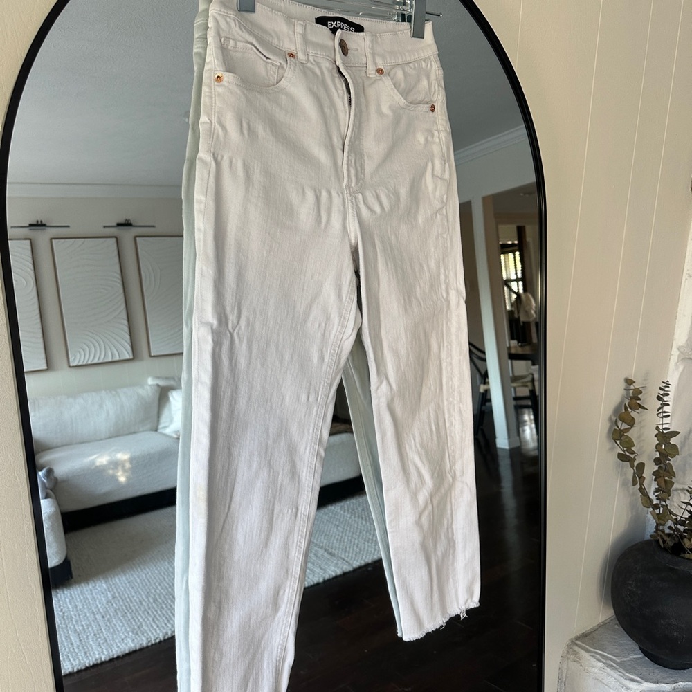 Express White Straight Leg Jeans - Picture 2 of 5
